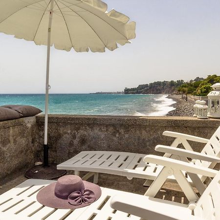 Sea Paradise - Il Mare Sotto La Finestra Ріпосто Екстер'єр фото